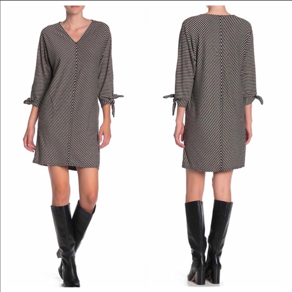 *NWT* Max Studio stripe tie sleeve knit dress (XS)